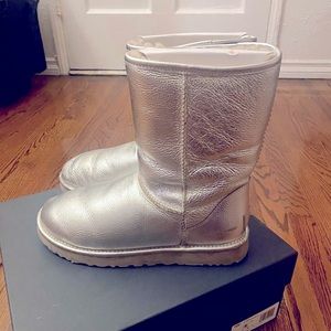 UGG Classic II Genuine Shearling Lined Short Boot (Women)